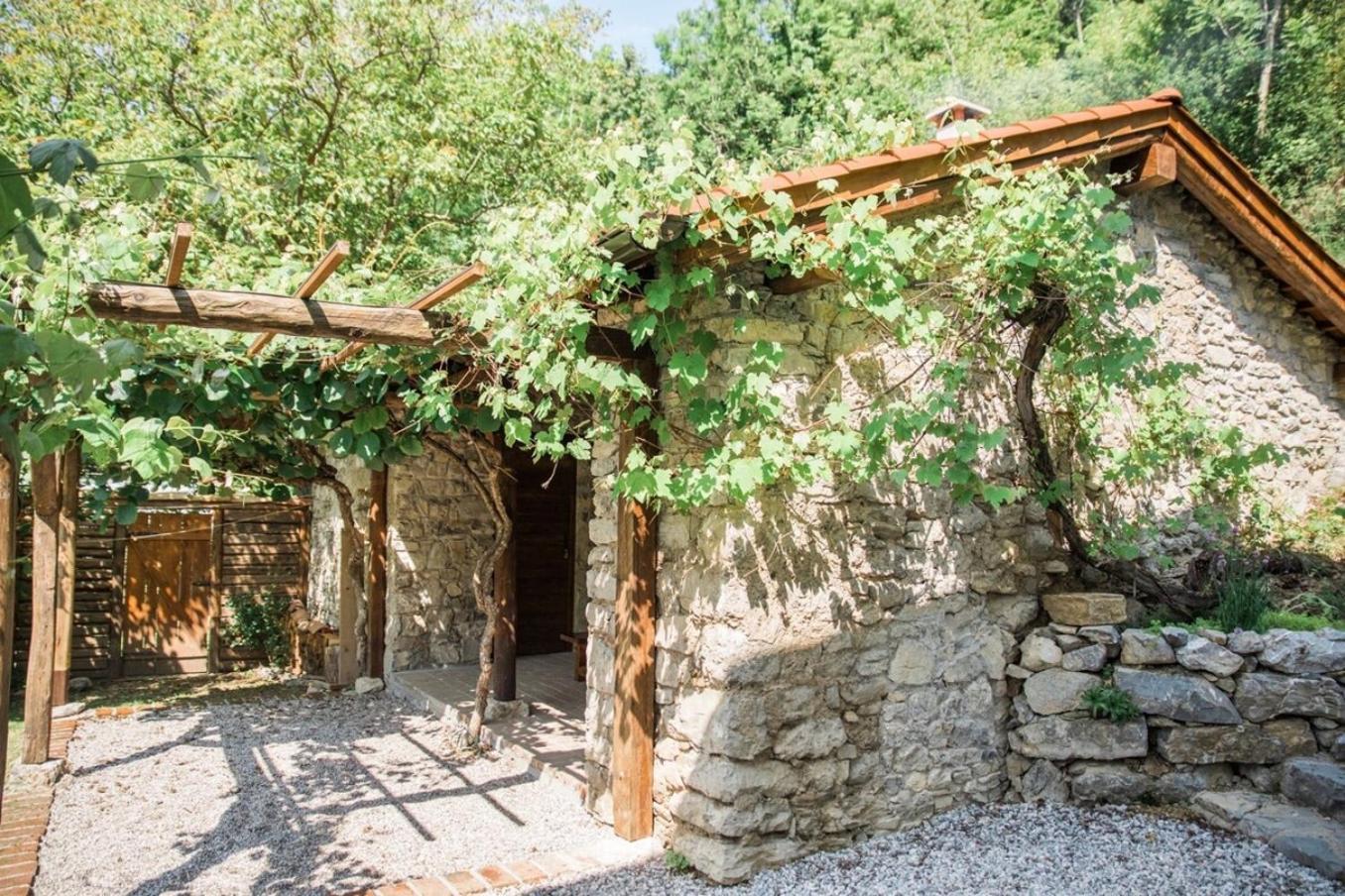 Kuninez, Holiday Home With Summer Kitchen Most na Soči Exterior foto